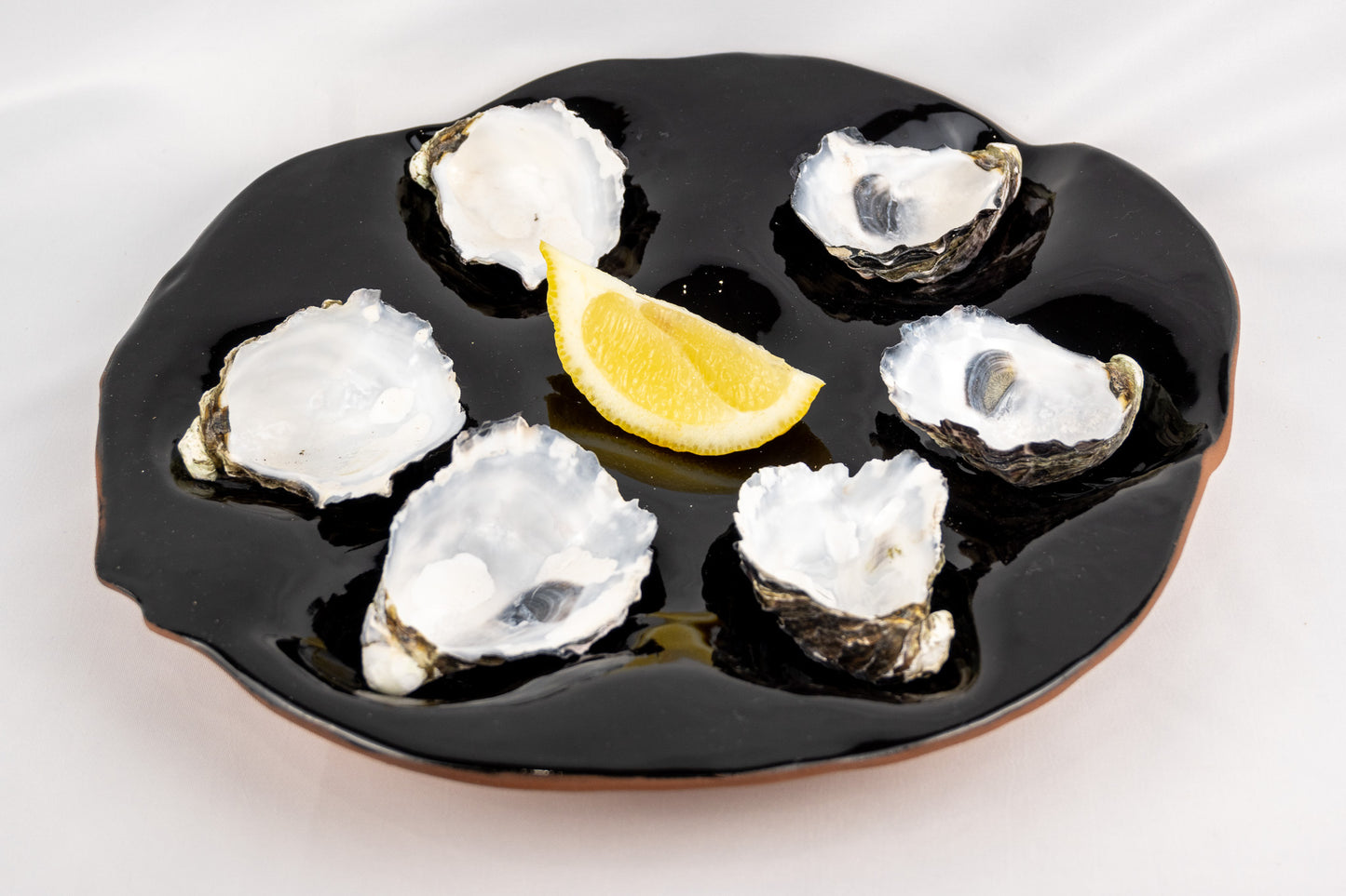 Oyster platter glossy black (6) 1/2 dozen