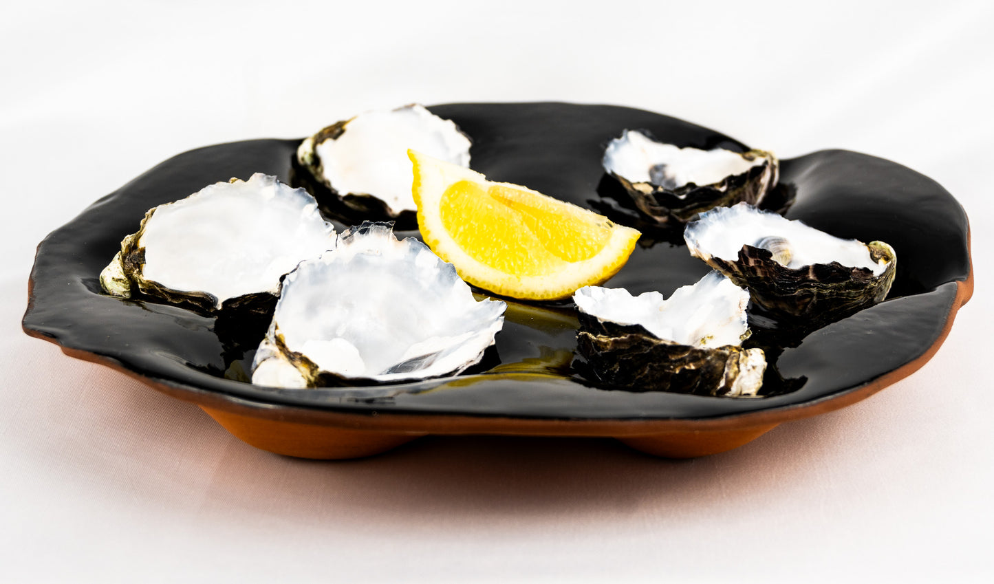Oyster platter glossy black (6) 1/2 dozen