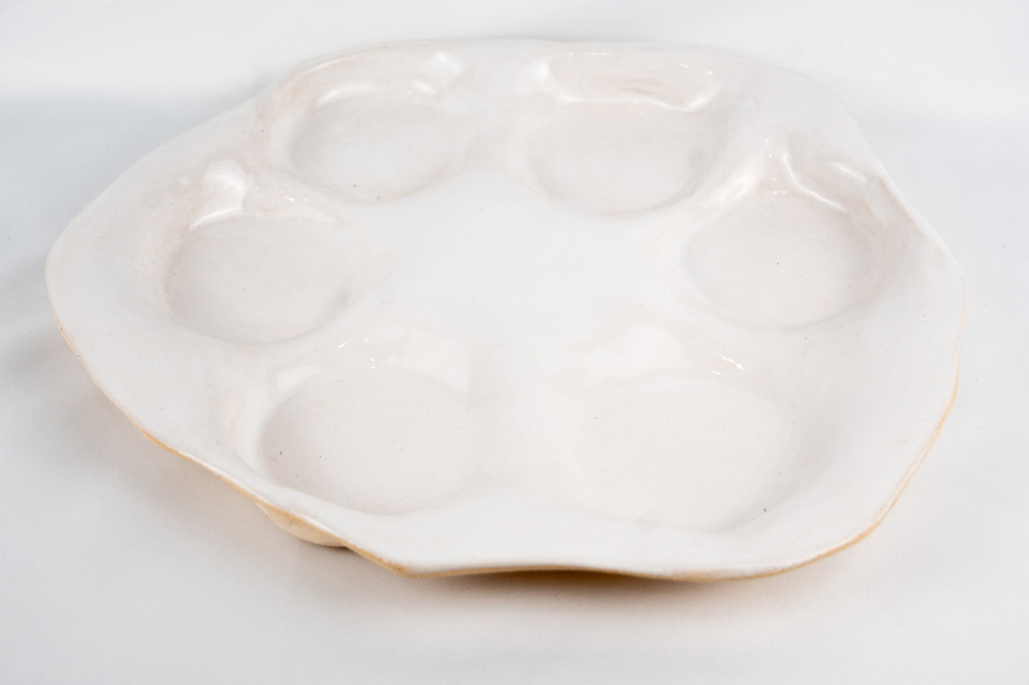 Entertaining platter in White Glaze